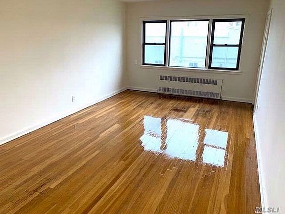 4th image of 421 W Broadway APT 2O