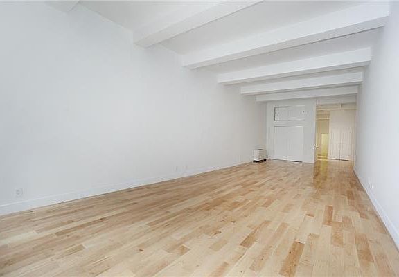 2nd image of 310 E 46th St APT 7-E