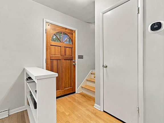 3rd image of 1514 Walnut STREET