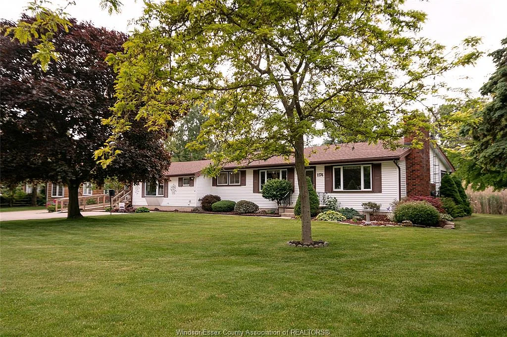 3 bed, $2,850 — Photo 1