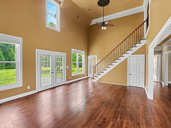 5th image of 5280 Murray Ln