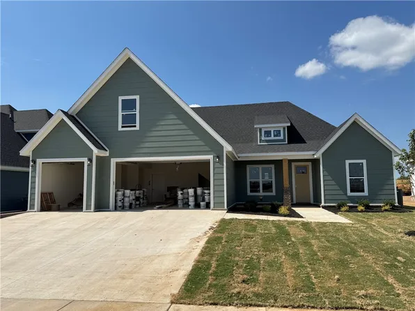 310 Estella St, Lowell, AR 72745