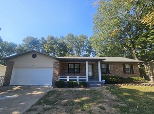 1333 Apollo Dr, Arnold, MO 63010