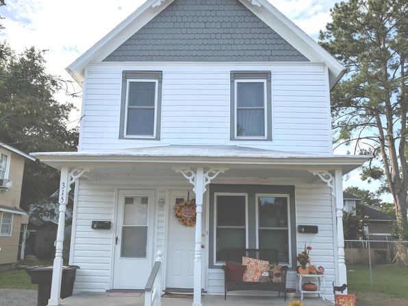 315 W Fearing St #B, Elizabeth City, NC 27909