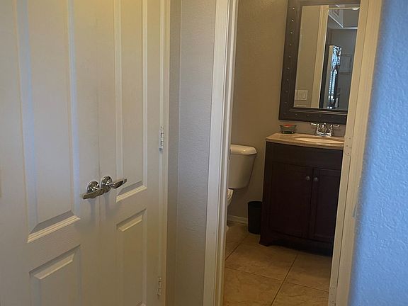 4th image of 240 W Juniper Ave Unit 1019