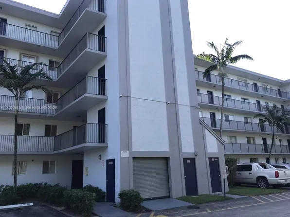 8610 N Sherman Cir APT 407, Hollywood, FL 33025