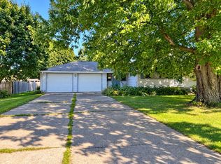 12239 S Ruppert Rd, Perry, MI 48872