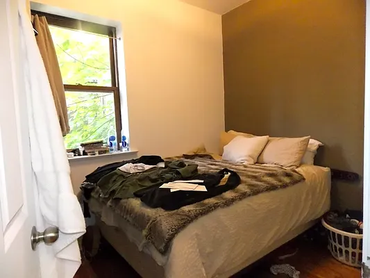 Rented by J PRESTON AND ASSOCIATES INC | media 7