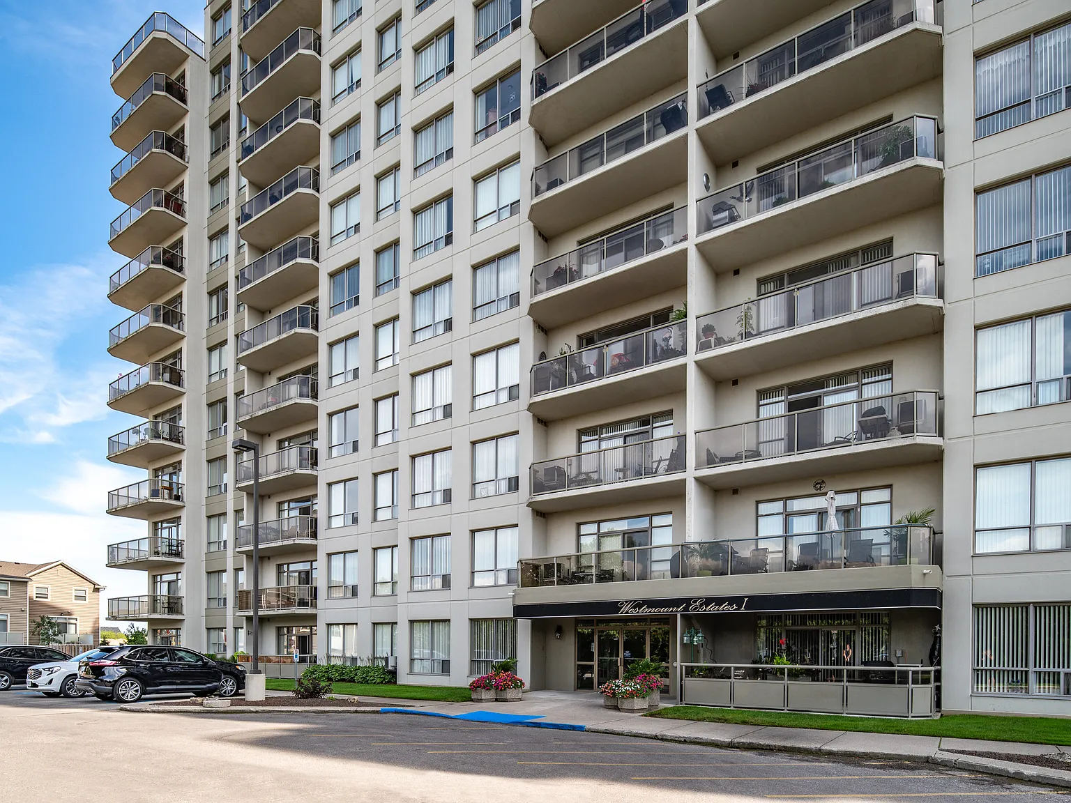 Westmount Estates I — Photo 2