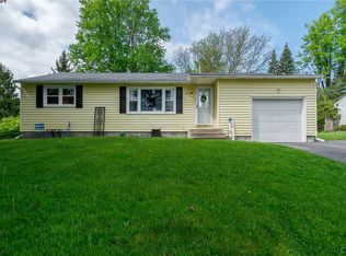 405 Dunning Dr, Camillus, NY 13031