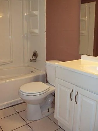 408 Maple St — Photo 8