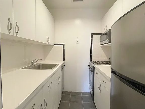 2nd image of 1047 2nd Ave #1D