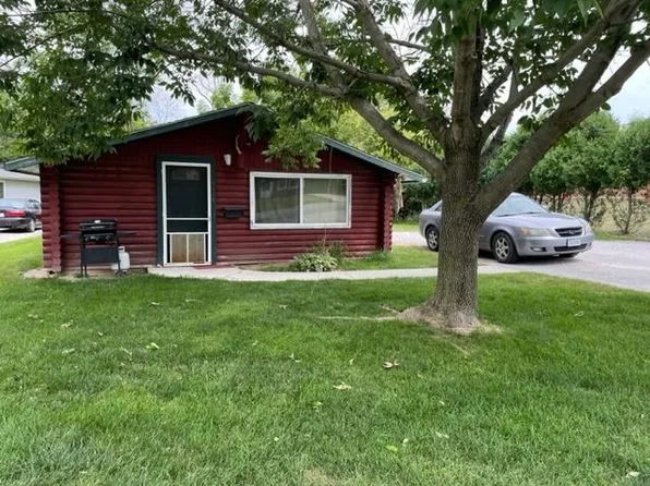 1116 & 1118 Saint Clement St, Iowa City, IA 52245