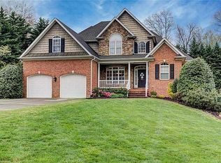 970 Dawnlea Dr, Lewisville, NC 27023