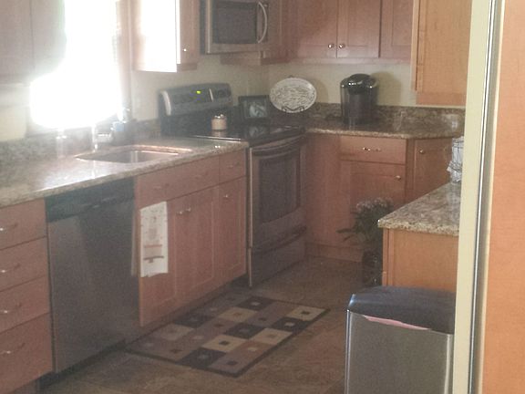 4th image of 25 Harmony St
