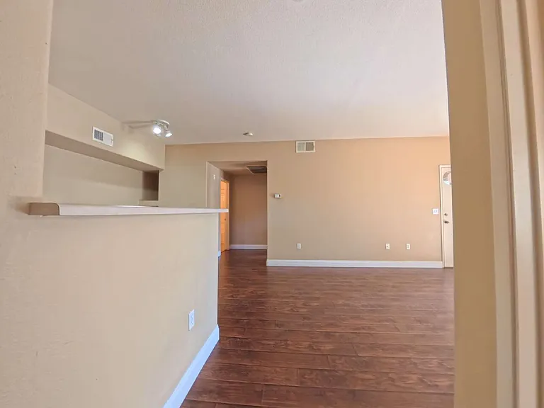 2615 W Gary Ave #2026 — Photo 18