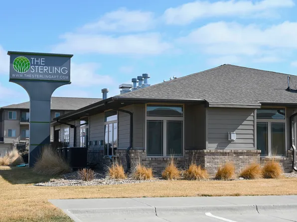The Sterling Apartments at Grand Island