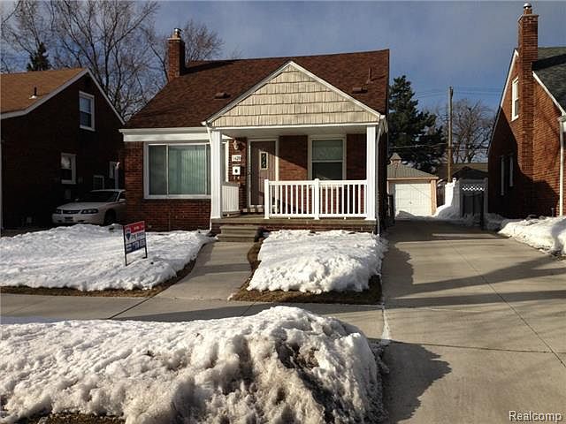 1st image of 1420 Moran Ave