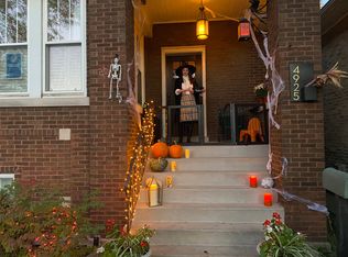 4925 N Tripp Ave, Chicago, IL 60630