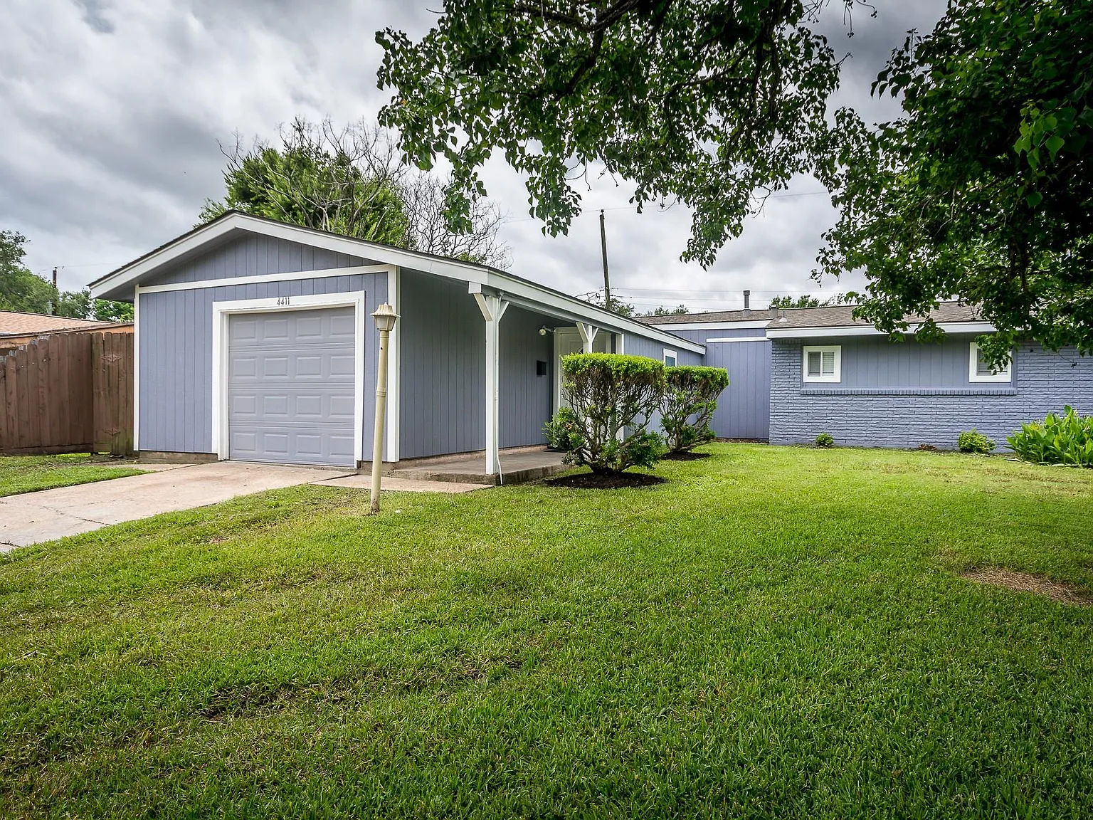 4 bed, 2.0 bath, 1350 sqft, $1,850 — Photo 3