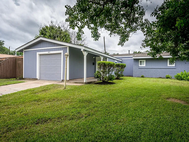 4411 Knotty Oaks Trl — Photo 3