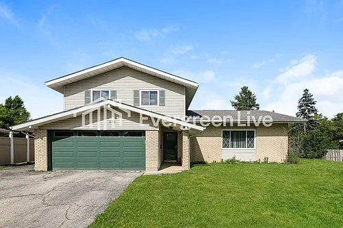 320 Blairwood Dr Photo 1