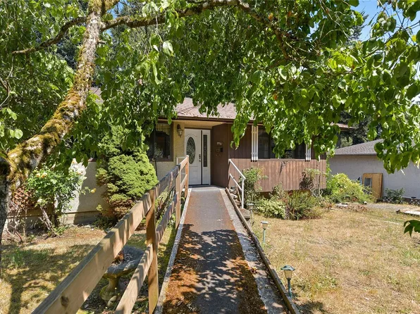 2970 Glen Lake Rd, Langford, BC V9B 4B1