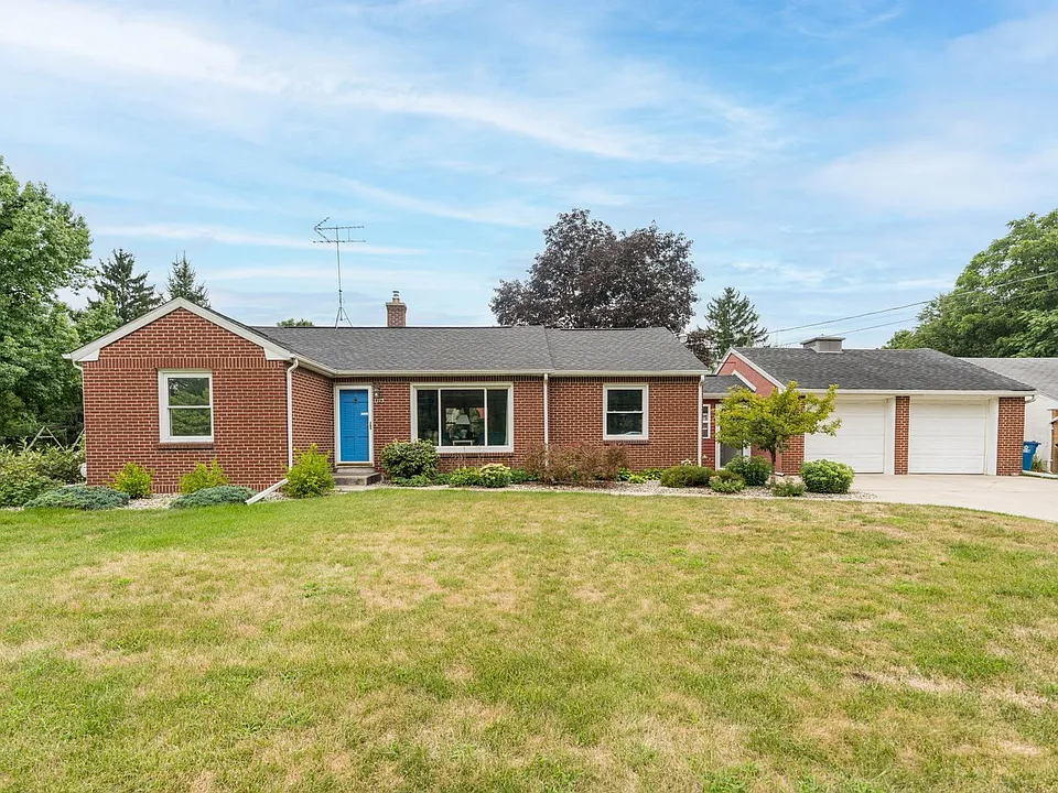 1715 Nichols Rd