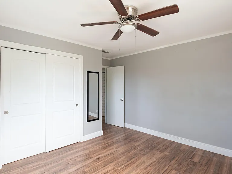715 N Swinton Ave #2A — Photo 6