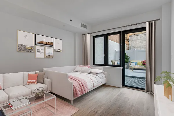 Rented by Oxford Property Group | media 10