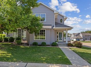 917 74th St NE UNIT 1, Cedar Rapids, IA 52402