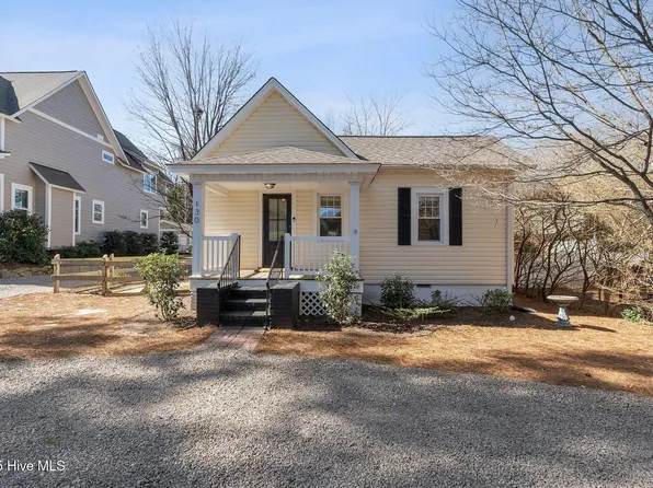 130 E Maine Avenue, Southern Pines, NC 28387