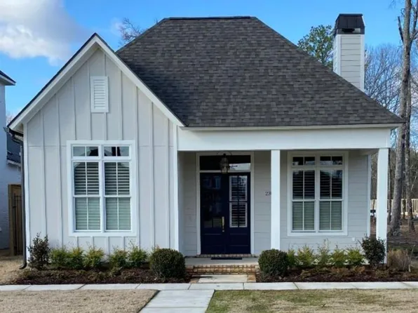 17 Traditions Loop, Alexandria, LA 71301