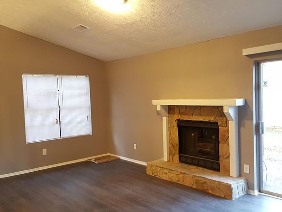 4th image of 6203 Creekford Dr