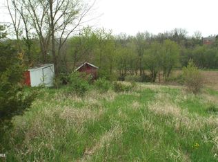 4571 E Welch Rd, Stockton, IL 61085