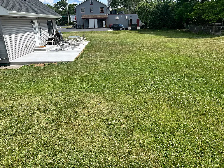 1001 S Greenwood Ave — Photo 3