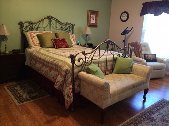 3rd image of 385 Sweet Bay Ln