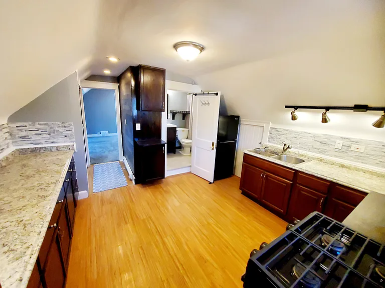 1281 Cranford Ave #3 — Photo 28