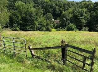 67 River Rd, Chatham, NY 12037