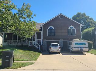 306 Sandra Ln, Belton, MO 64012