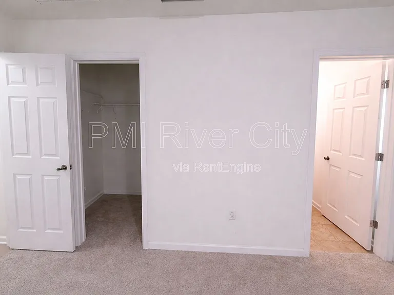 12154 Alexandra Dr — Photo 10