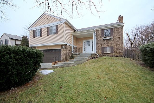 1st image of 14 Monterey Dr
