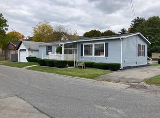 98 Kelly St, Ligonier, PA 15658