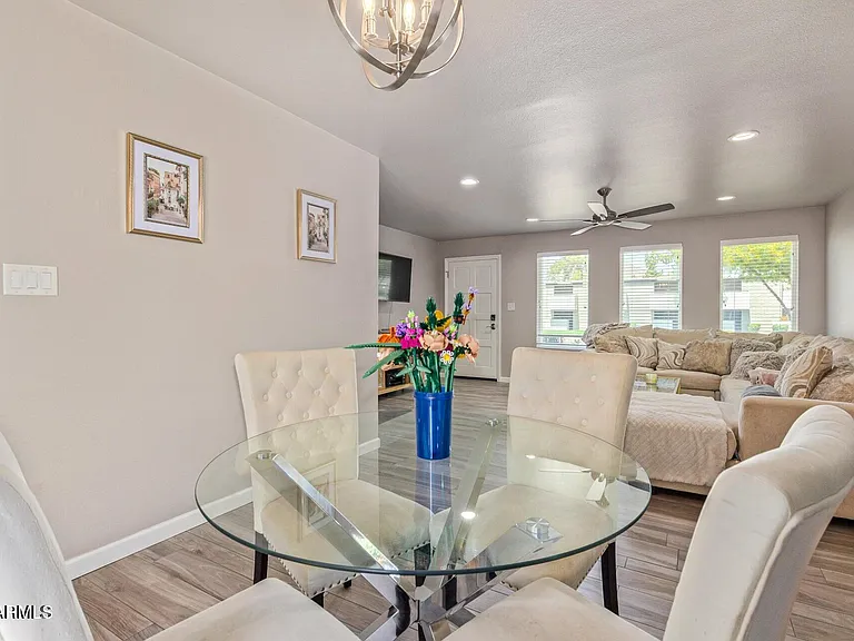 5913 E Thomas Rd — Photo 12