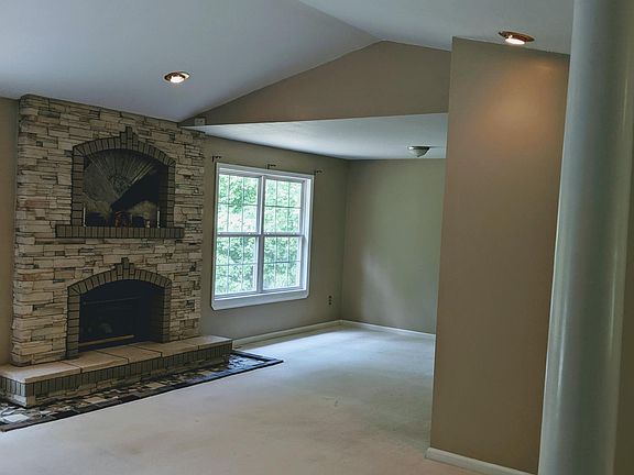 5th image of 3165 Fielstra Dr
