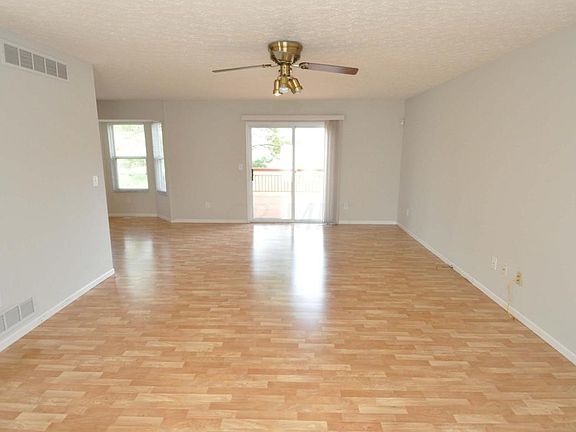 3rd image of 2418 Mills Fall Dr