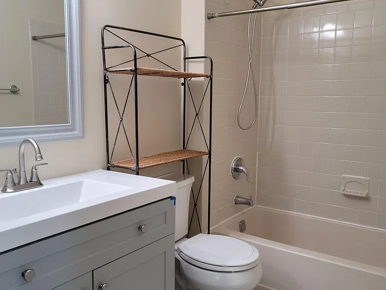 8306 Tamarron Dr — Photo 18