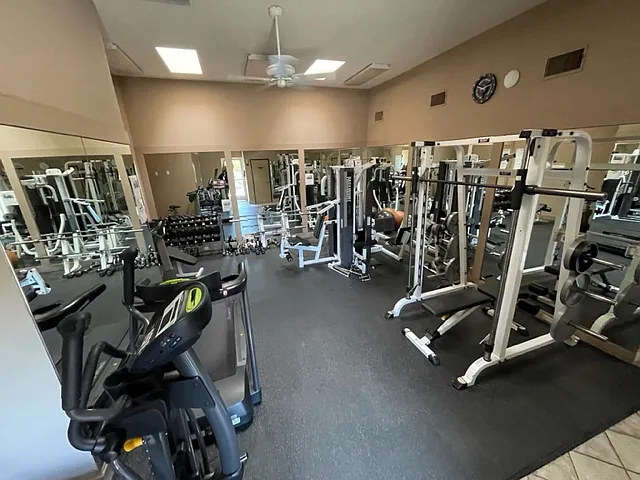 4411 Los Feliz Blvd #104 — Photo 12