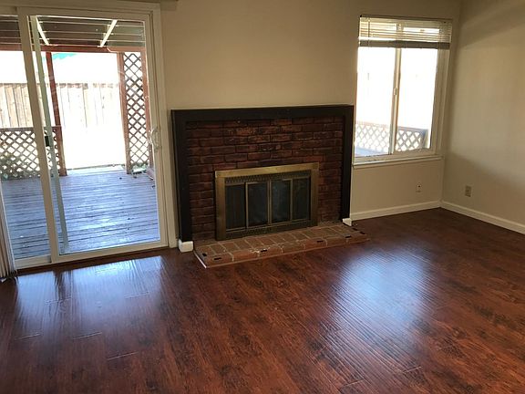 4th image of 2137 Charger Dr