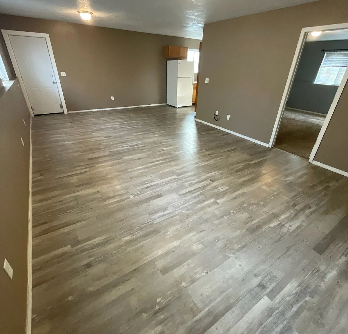 3 bed, 2.0 bath, $1,595 — Photo 3